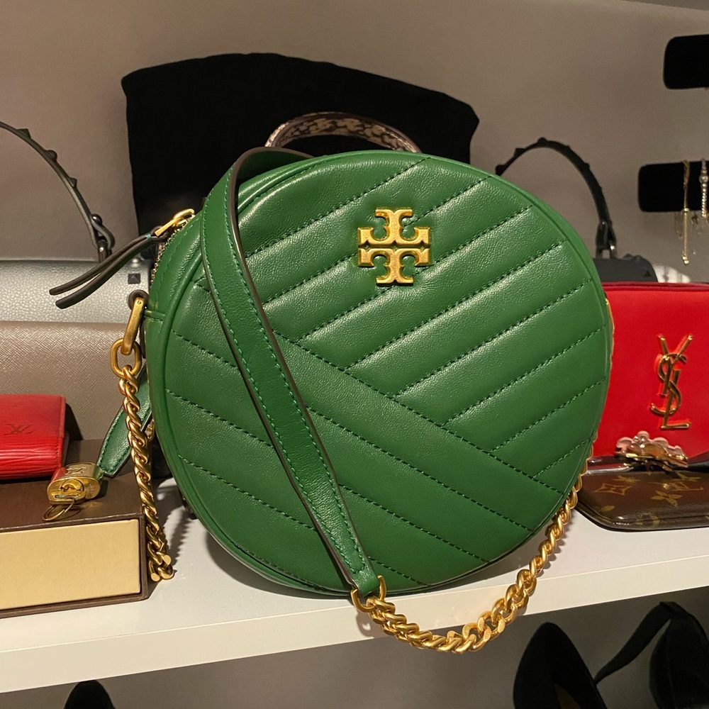 Green Tory Burch Kira chevron quilted crossbody 💚